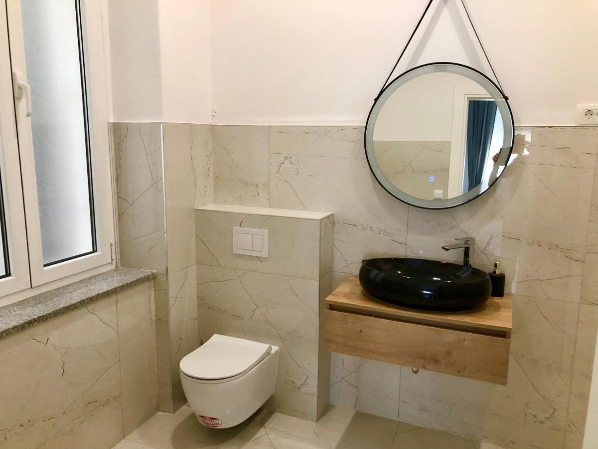 Hedone City Luxury Apartments With Free Parking พูลา ภายนอก รูปภาพ